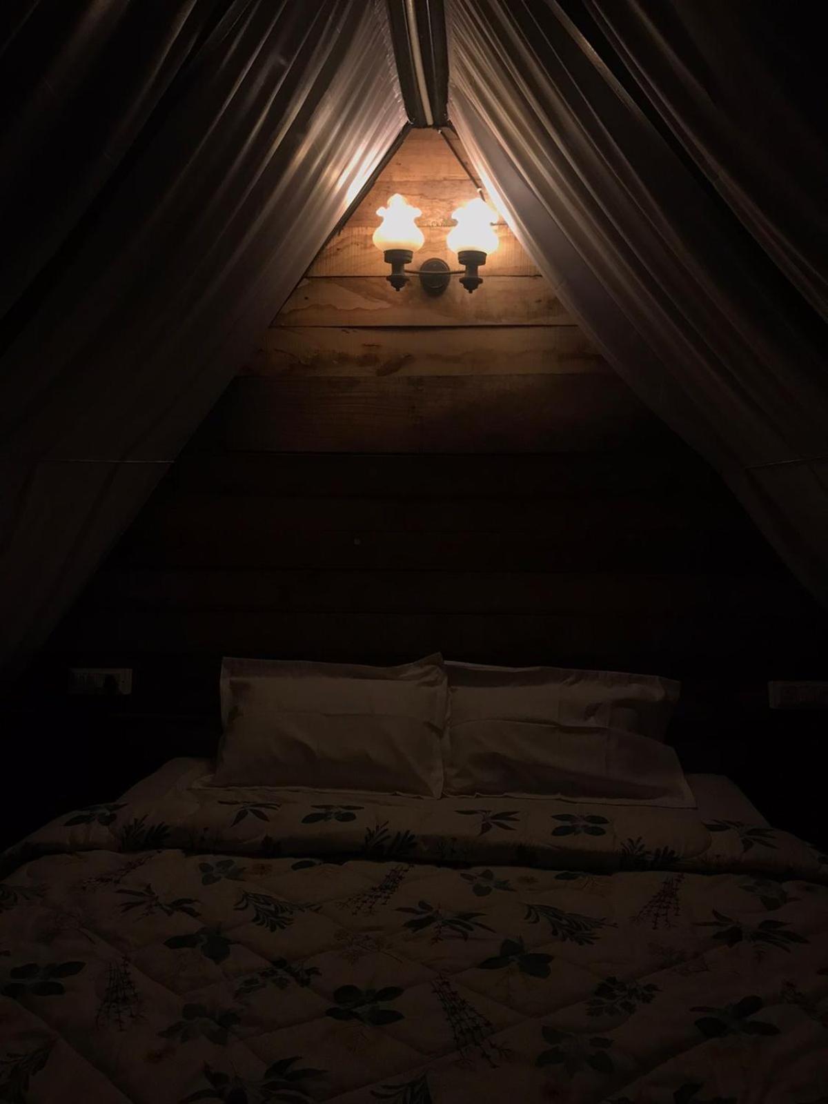 Woodhouse Hotel Ооти Екстериор снимка